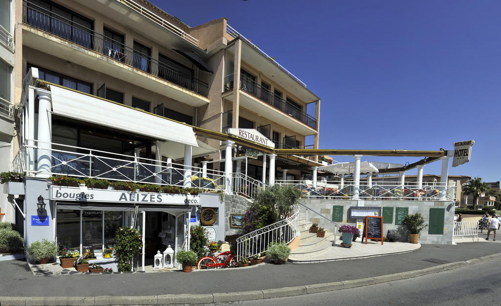 Hotel Les Alizes Cavalaire-sur-Mer Exteriör bild